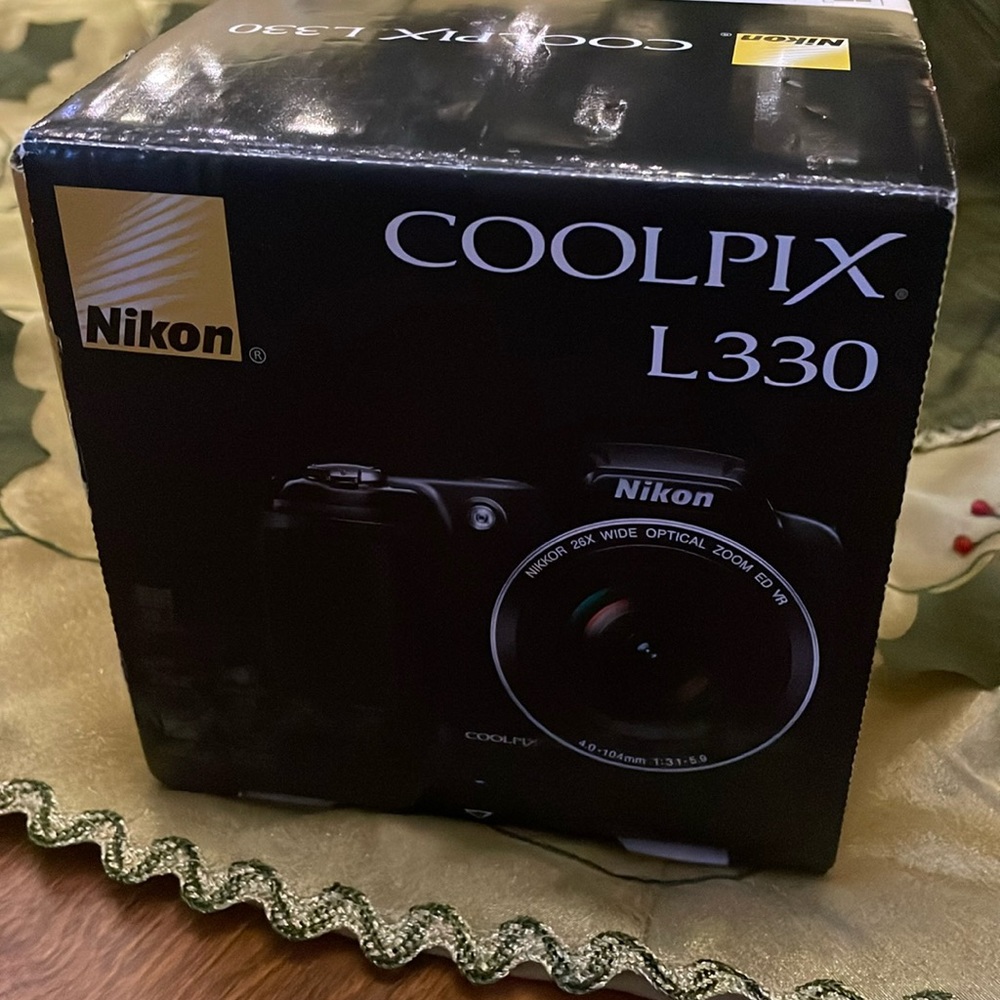Nikon Coolpix L330